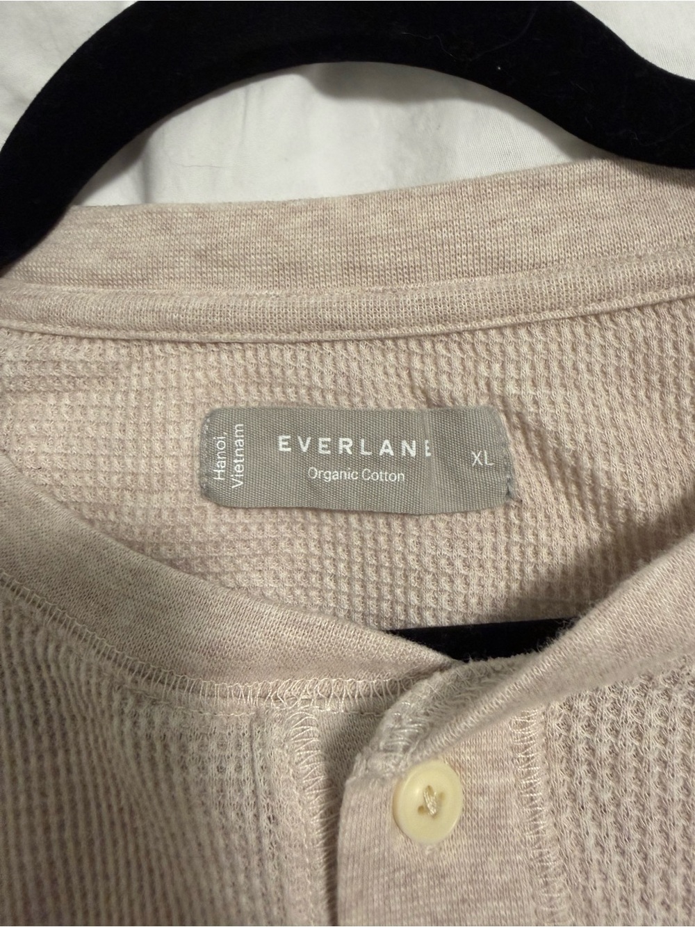 Everlane The 100% Organic Cotton Waffle
Henley Shirt Women's Size XL - Picture 3 of 4